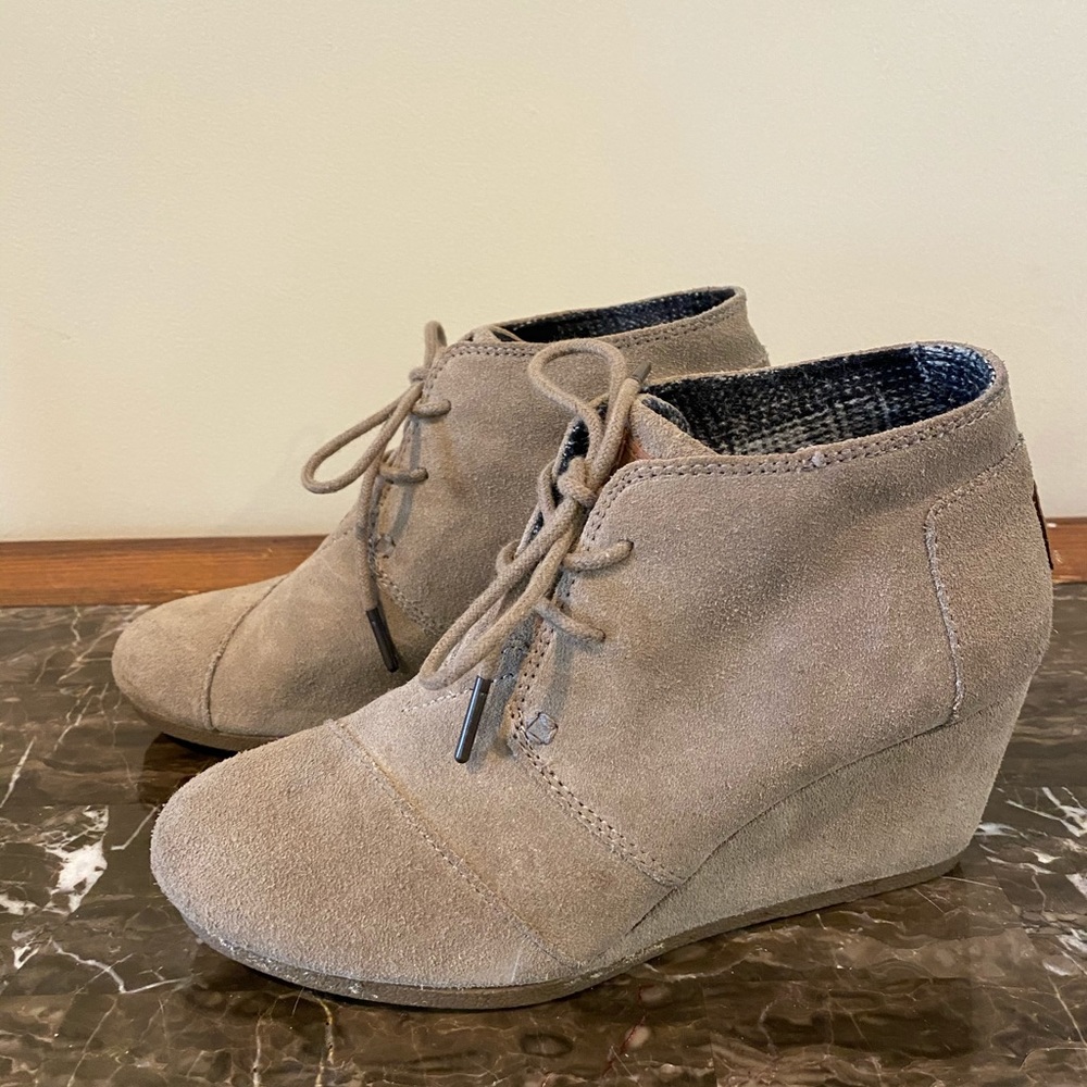 Toms Wedge Booties | Size 7.5